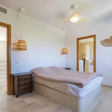 Villa Luxurious 4 Bedroom Casa Feliz