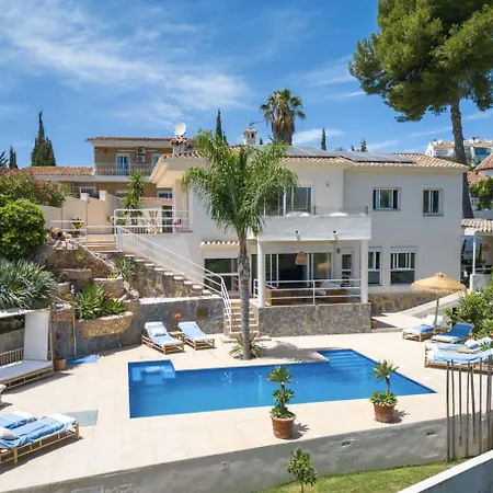 Villa Luxurious 4 Bedroom Casa Feliz Mijas
