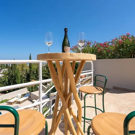Villa Luxurious 4 Bedroom Casa Feliz